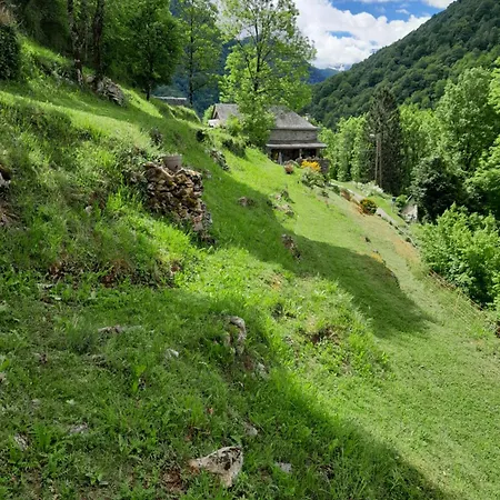 Le Vieux Vieux Manoir De La Guardo Face Au Mont Valier Seix