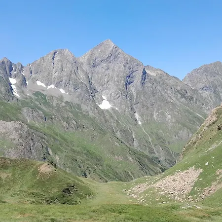 Le Vieux Vieux Manoir De La Guardo Face Au Mont Valier Tatil Evi