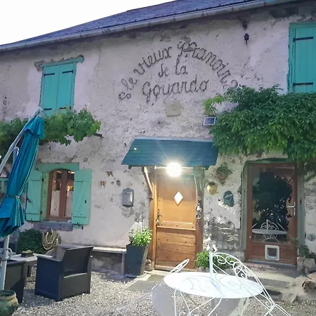 Le Vieux Vieux Manoir De La Guardo Face Au Mont Valier *