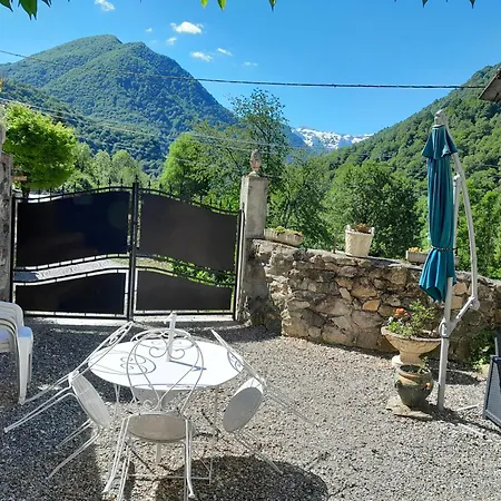 Le Vieux Vieux Manoir De La Guardo Face Au Mont Valier * Seix