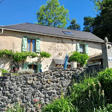Le Vieux Vieux Manoir De La Guardo Face Au Mont Valier Seix